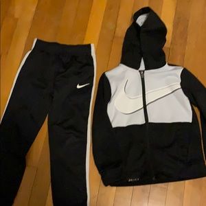 Nike Sweatsuit